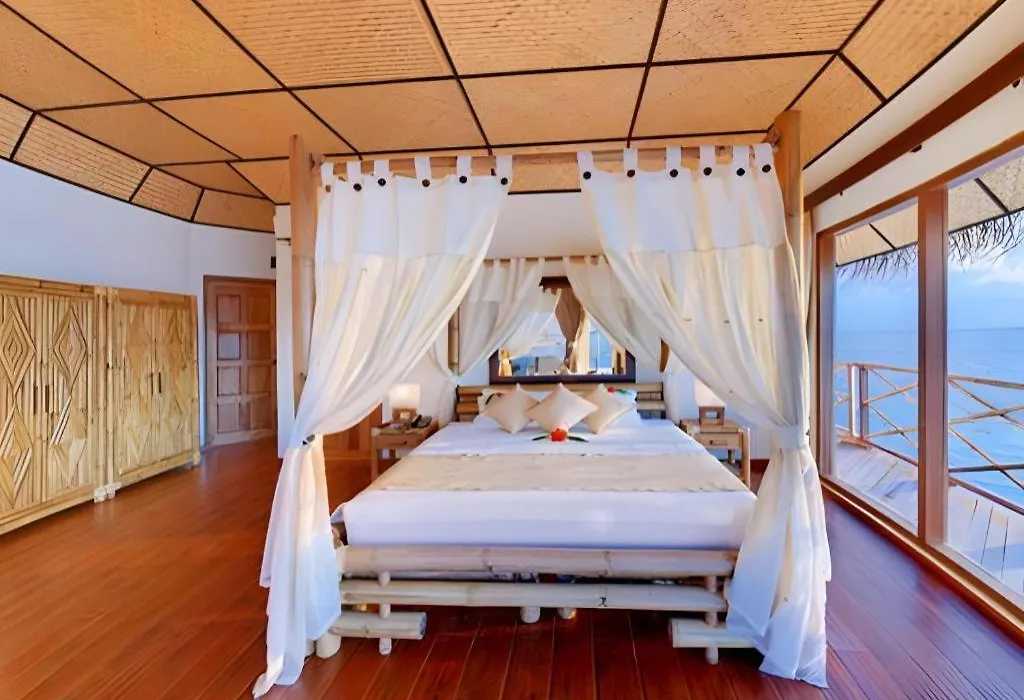 Angaga Island Resort And Spa-1